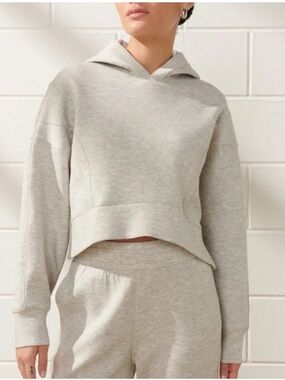 Abercrombie & Fitch YPB neoKNIT Wedge Popover Hoodie in Gray, size medium